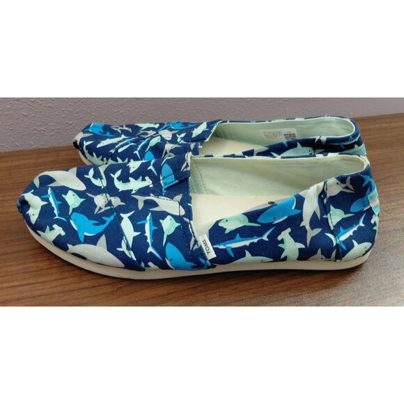 Toms Alpargata Women's Size 8 Slip On Flats Multi Shark Pattern - Picture 3 of 7